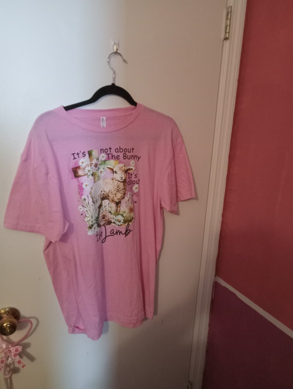 Women's L Easter Lamb Graphic Print Tshirt